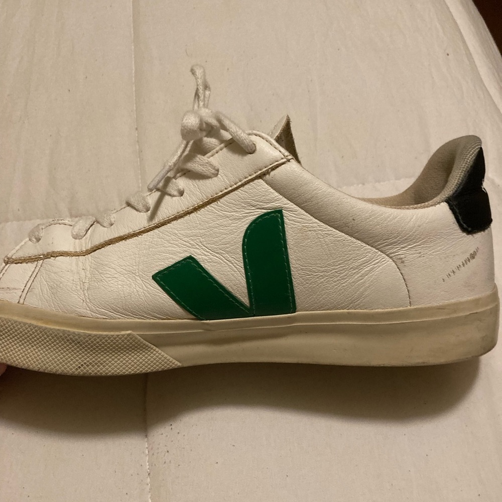 Men’s Veja campo
